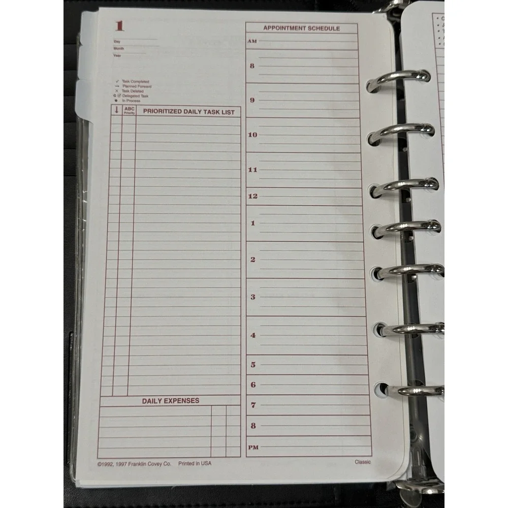 VTG Franklin Covey 365 Black Planner Zip Around 7 Ring Binder 10 X 8 Blank Pages